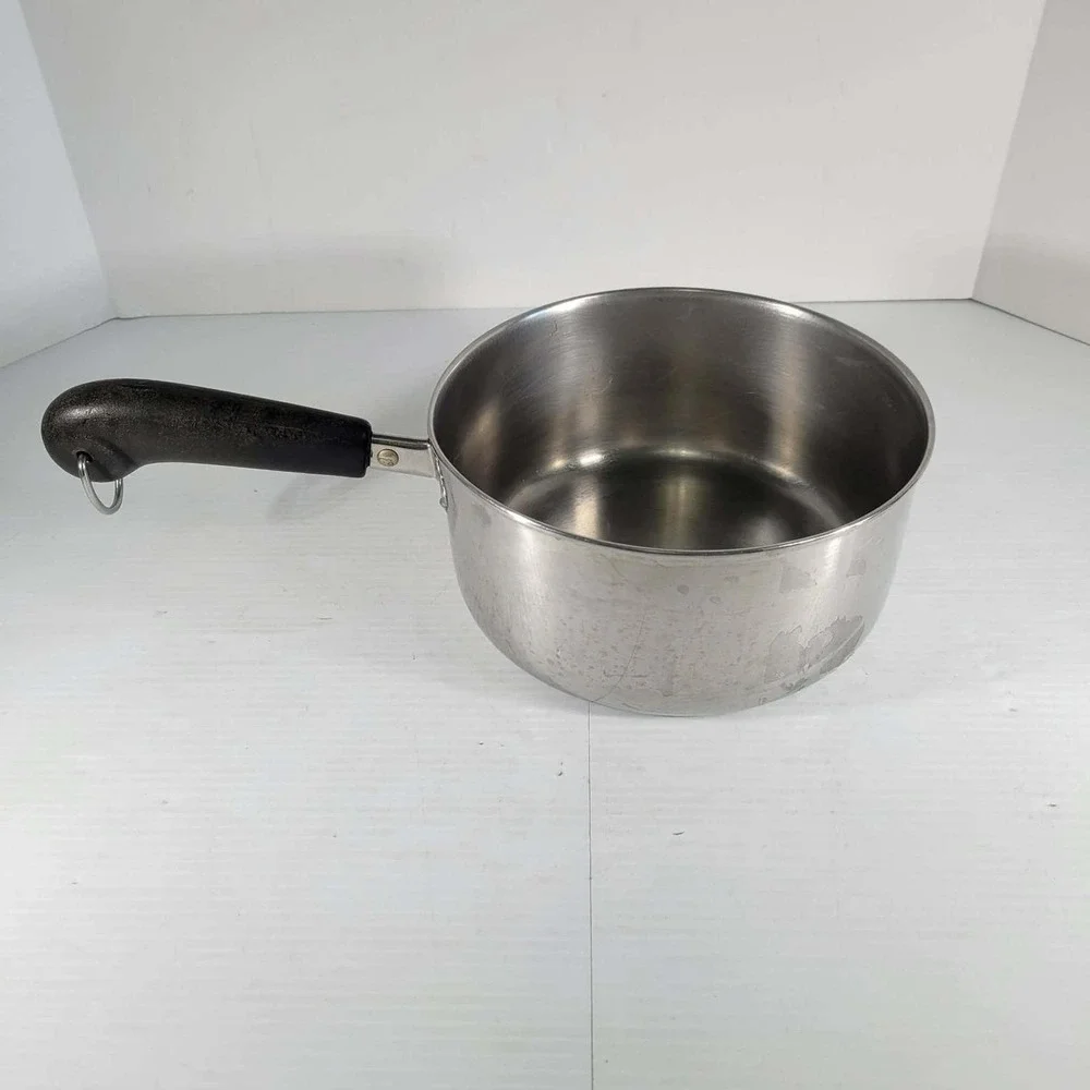 Revere Ware 2 Qt Stainless Steel Saucepan with Lid Clinton IL Tri‎ Ply USA Vtg